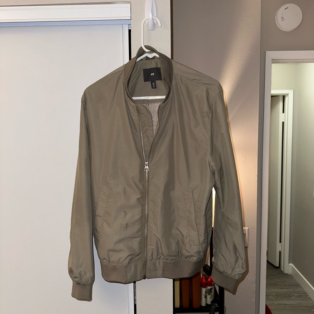 H&M Winder Breaker Jacket